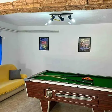 Casa Mas Mora * Terra Brava