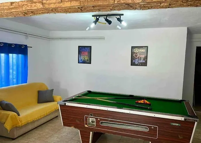 Casa Mas Mora * Terra Brava
